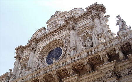 itinerary LECCE; A TOWN OF MUSIC AND POETRY